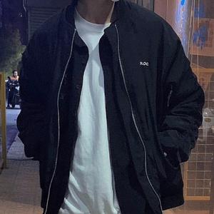 在线无码播放区
